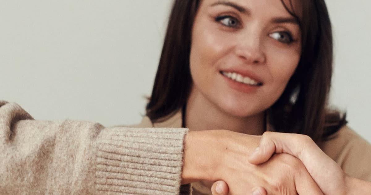 How to Hire a Virtual Assistant for Small Business in 2026